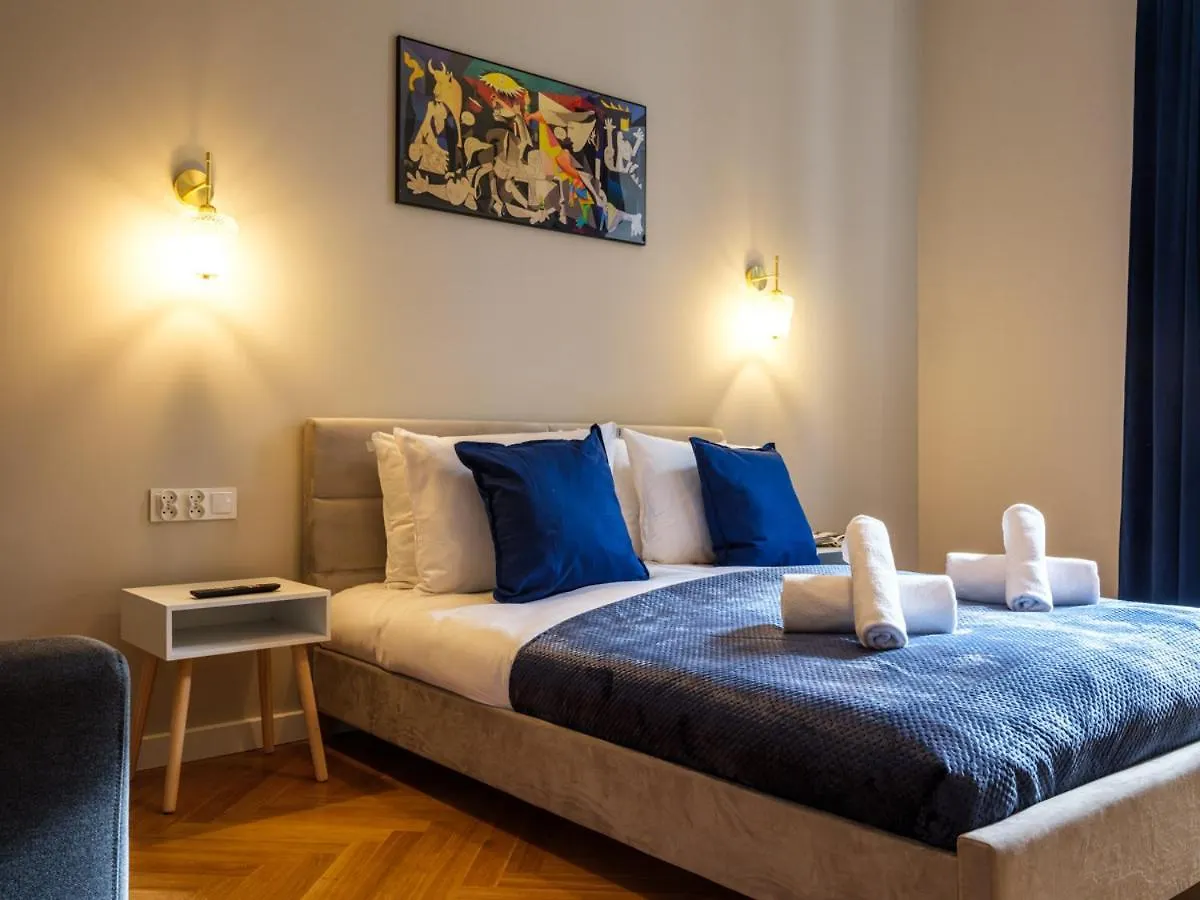 Tyzenhauz Suites Topolowa Kraków Lägenhetshotell