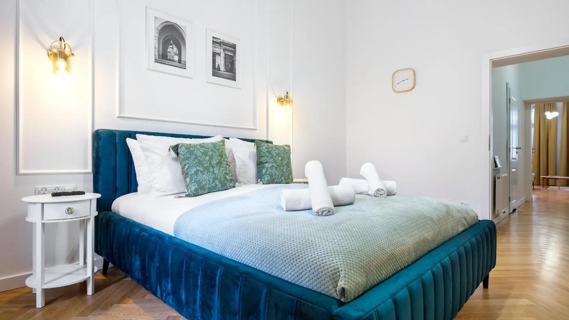 Lägenhetshotell Tyzenhauz Suites Topolowa Kraków Polen