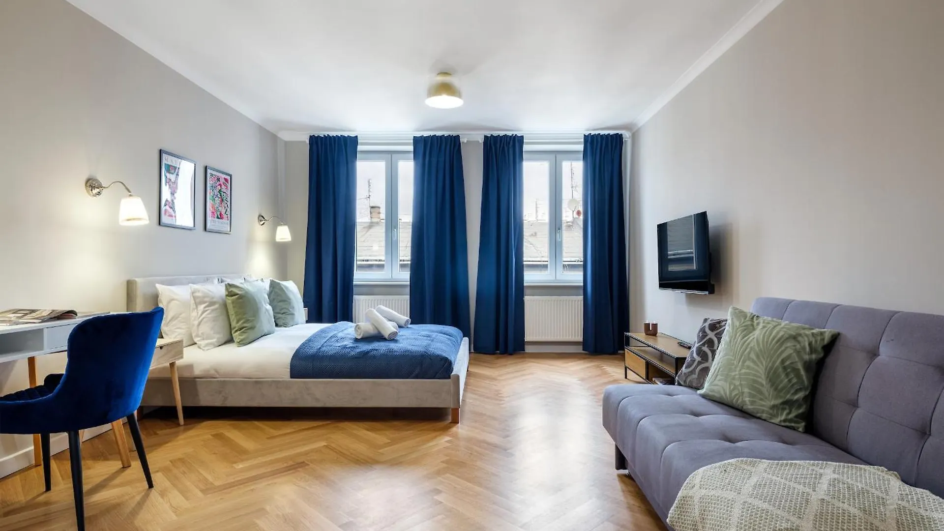 Tyzenhauz Suites Topolowa Krakow 0*,