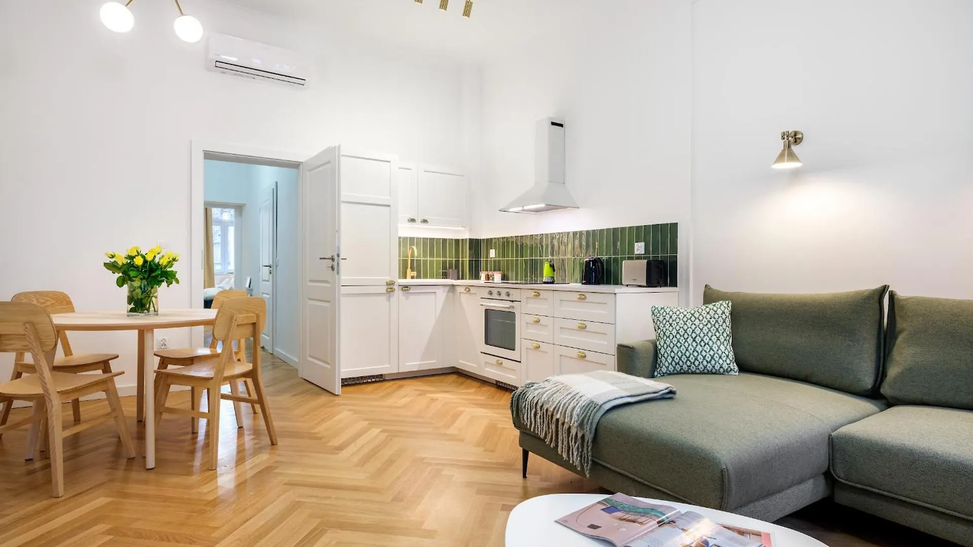 Aparthotel Tyzenhauz Suites Topolowa Krakow