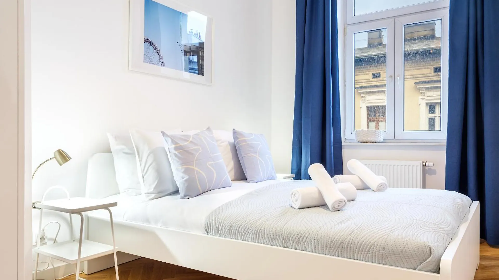 Aparthotel Tyzenhauz Suites Topolowa Krakow Poland